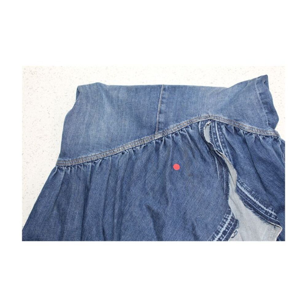 GUESS Womens Ruffled Denim Skater Skirt, Blue, 26, DM - Picture 3 of 3